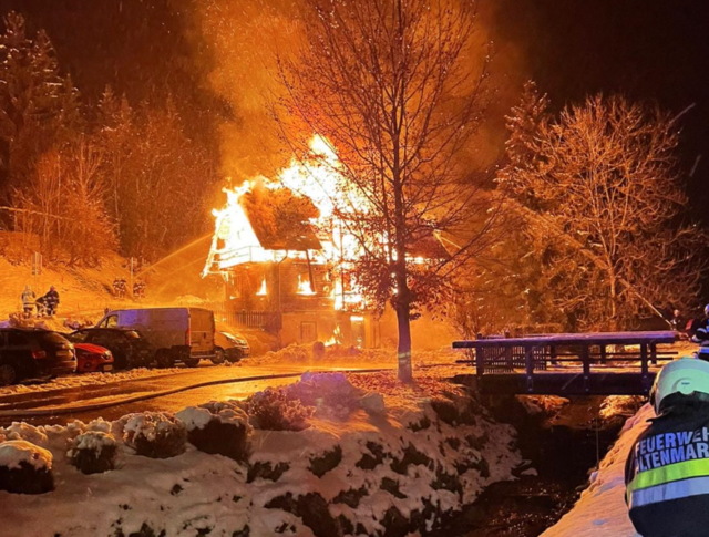 Das Wohnhaus in Sirnitz brannte vollständig aus.