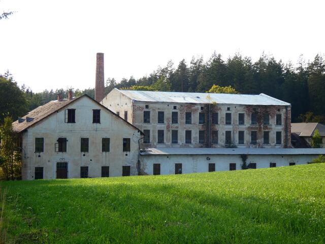 Die 2004 geschlossene Fabrik steht auch heute noch imposant da. Interessenten wollen dem Gebäude nun neues Leben einhauchen.