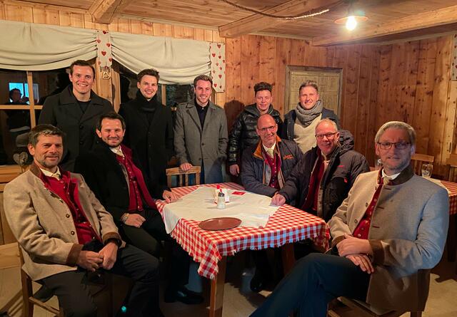 Das "Quintett Mölltal" und die "Brass Boys" präsentieren gemeinsam das neue Kärntnerlied „Still is de Nacht“ von Huby Mayer. | Foto: privat