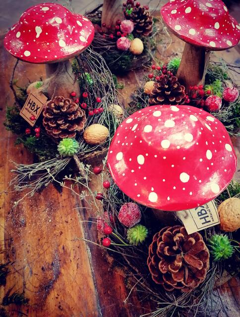 Bei der Blumenfee gibt es auch allerlei Deko zu kaufen. | Foto: Blumenfee