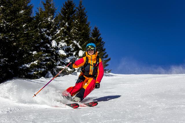 Start der Wintersaison: Ab 4. Dezember können Skifahrer und Snowboarder am Präbichl ihre Schwünge ziehen.  | Foto: Tom Lamm