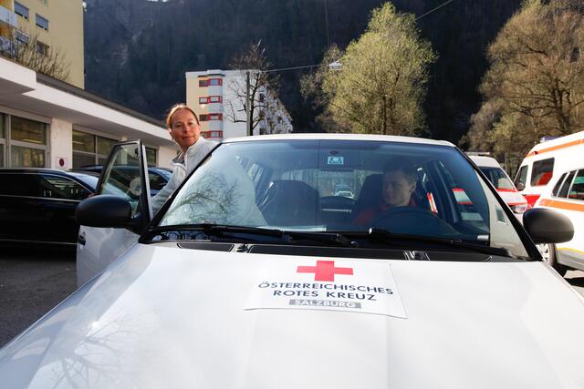 Mobile Covid-Visite-Teams betreuen ab sofort wieder Patienten zu Hause. Das erfolgreiche Modell wurde bereits im Vorjahr eingesetzt und nun wieder aktiviert. | Foto: Rotes Kreuz/ Knoll