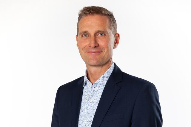 „Viel effektiver als ohnehin sichere Betriebe geschlossen zu halten, wäre es, wenn die öffentliche Hand ihre Hausaufgaben macht“, so Franz Jirka – Obmann der Sparte Gewerbe und Handwerk. | Foto: © WK Tirol/Die Fotografen