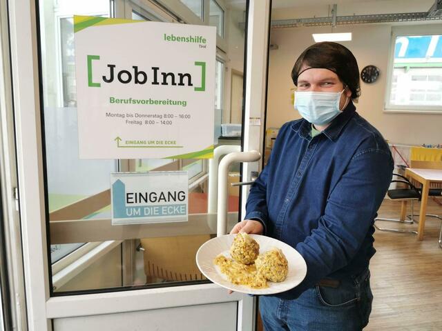 Im JobInn wird während des Lockdowns immer frisch gekocht. | Foto: JobInn
