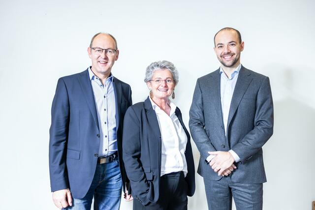 Georg Schuler, Elisabeth Auer und Manuel Falkner-Simon (v.l.n.r.) haben ambitionierte Pläne für die Zukunft des Fleischhof Oberland.
