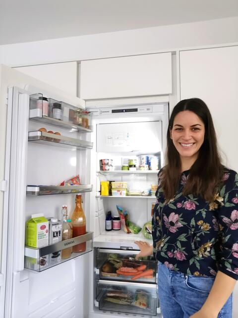 Milchprodukte, Obst und Gemüse - alles meist in Bio-Qualität - findet man in StR Jeannine Schmid's Kühlschrank. | Foto: Privat