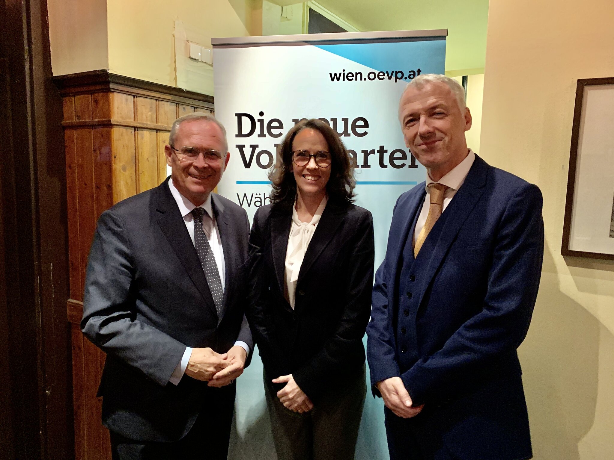 NACHRICHTEN AUS STERREICH visual data 6