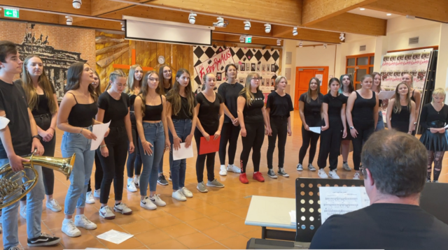 Die Musicalvorbereitungen haben am BORG Kindberg heuer schon in der Sommerschule begonnen.