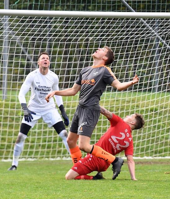Andre Wurzer hatte den Ball im Herbst immer genau im Blick - wie hier beim 1:0-Sieg in Sirnitz | Foto: Soebe