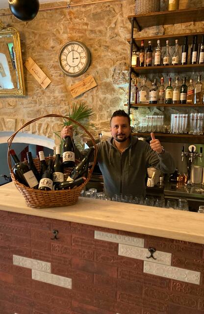 Vintage-Chef Daniel Michalitsch liefert auch Vintage-Körbe für Weihnachten aus. | Foto: Vintage