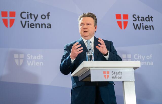 Wien Bürgermeister Michel Ludiwg spricht sich für die Öffnung aus - unter strengen Auflagen. | Foto: GEORG HOCHMUTH / APA / picturedesk.com 