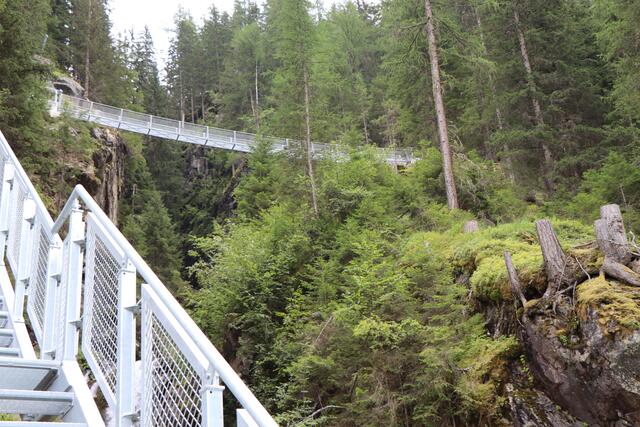 Der TVB Tiroler Oberland investierte 600.000 Euro in die Erschließung der Verpeilschlucht. | Foto: Othmar Kolp