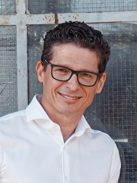 Peter Huber: "Mit meiner persönlichen Geschichte möchte ich ein Vorbild sein. Mit meinem Buch und meinem Siegerprinzip möchte ich eine Anleitung liefern." | Foto: Ingrid Amon
