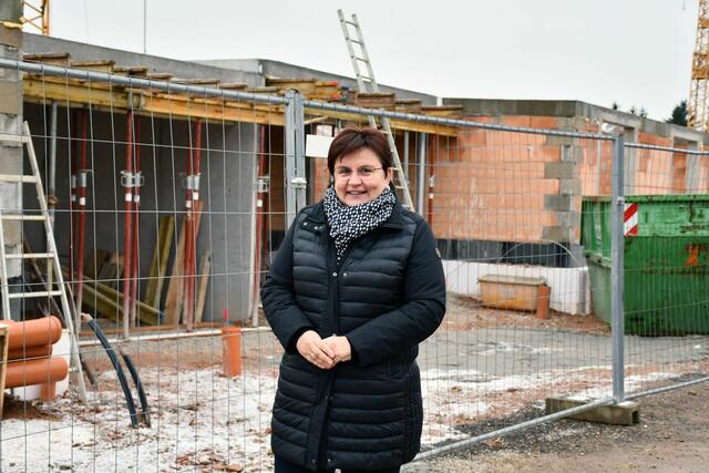 Bgm. LAbg. Michaela Hinterholzer freut sich über die neuen Wohneinheiten im Bezirk. | Foto: VPAM