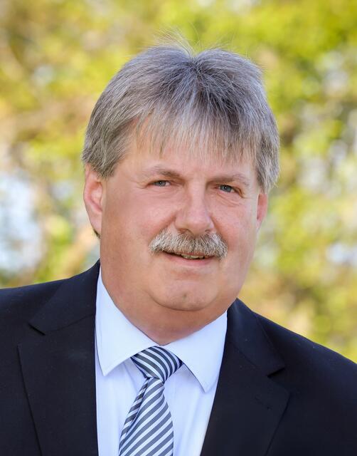 Ortsvorsteher Wilhelm Böhm will die Infrastruktur-Anpassung rasch durchführen, um im Mai/Juni 2022 den Startschuss für die Projektumsetzung geben zu können. | Foto: Gemeinde Bernstein