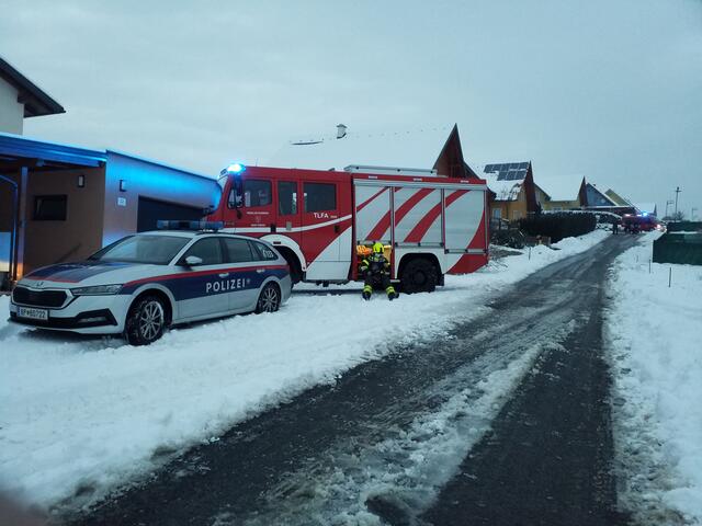Preding: Im Bereich Gartenweg nahe dem Seniorenheim kam es gestern nach einer Gas-Meldung zu einem mehrstündigen Feuerwehr- und Polizei-Einsatz.  | Foto: FF Preding, Teppernegg