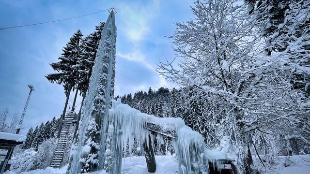 Der Eisturm ist 28 Meter hoch. | Foto: ÖAV Obergailtal-Lesachtal