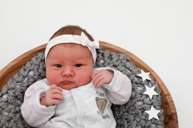 Laura Diana
Geburt: 27. November
49 cm, 3.540 g
Bianca Fagitsch und Dominik Hofer aus Gralla | Foto: Baby Smile