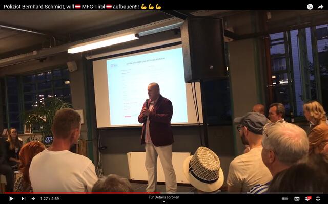 Bernhard Schmidt beim Wahlauftakt der MFG in Oberösterreich. | Foto: youtube/MFG OÖ Wahlkampf