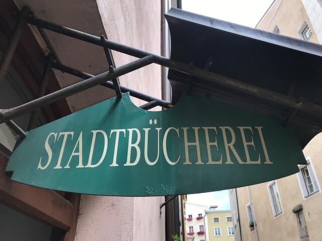 Aktuelle Besuchsregelungen Stadtbibliothek Hall: Endlich wieder Bücher ...