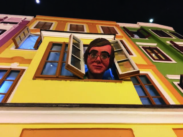 Als „Mutter der Grottenbahn“ blickt auch heute noch eine Figur von Friederike Stolz auf die Besucher des Hauptplatzes in der Märchenwelt.
  | Foto: Linz AG