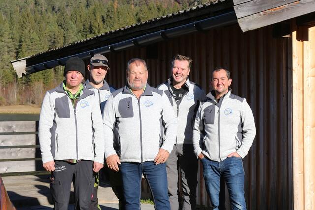 Der Vorstand mit Anton Widmoser, Michael Seeber, Stefan Huetz, Alexander Edlinger, Gerhard Würtl (v. li.). | Foto: Fischereiverein Pillersee
