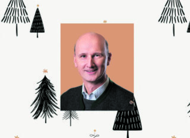 Bürgermeister Hubert Stock und die Gemeindevertretung von Werfen wünschen ein besinnliches Weihnachtsfest, einen beschwingten Jahreswechsel sowie viel Glück und Erfolg für das kommende Jahr. | Foto: de.freepik.com/rawpixel.com/ Gem. Werfen