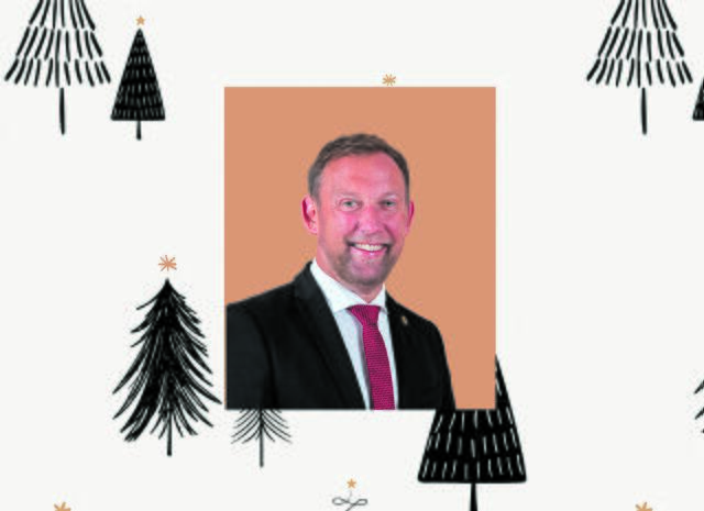Bürgermeister Hansjörg Obinger und die Gemeindevertretung von Bischofshofen wünschen ein frohes und besinnliches Weihnachtsfest sowie Gesundheit, Zeit zur Entspannung und Erfolg für das kommende Jahr. | Foto: de.freepik.com/rawpixel.com/ Gem. Bischofshofen