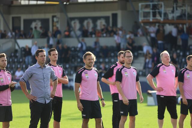 Abwechslungsreiche Wochen gingen zu Ende: Radovan Vujanović (l.) ist auf der Suche nach Verstärkungen für die Athletiker. | Foto: Reischl