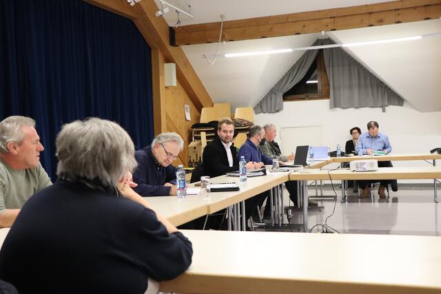 "Wir haben auch keine Parteipolitik im Budget gemacht", lobte ÖVP-Bgm. Dominik Traxl die SPÖ und FPÖ für die gute Zusammenarbeit | Foto: Othmar Kolp