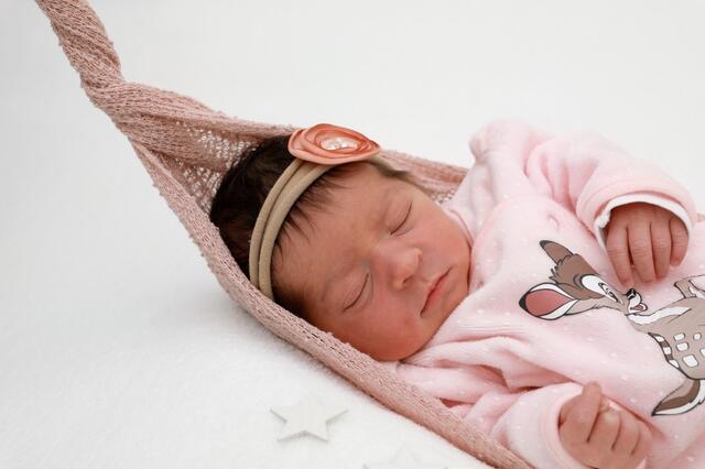 Antonia
Geburt: 4. Dezember
50 cm, 2.908 g
Lisa Marie Steirer und Martin Postl aus Leutschach | Foto: Baby Smile