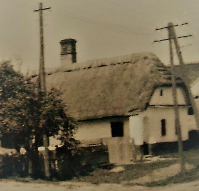 Um 1954: Das Haus Nr. 88, damals Schneider.