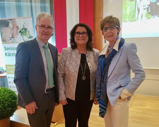 Landesobmann-Stv. Albert Wutscher, Landesobfrau Elisabeth Scheucher-Pichler, Bundesobfrau Ingrid Korosec (v.l.) | Foto: Privat