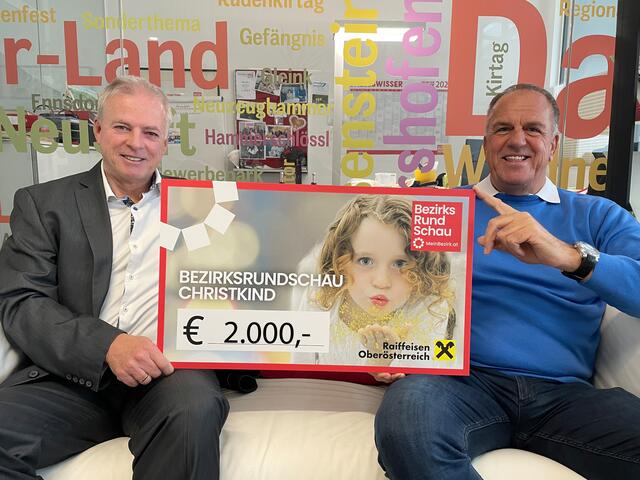 Geschäftsführer SNP Austria, Siegfried Bramberger (li.) und Turnierdirektor Rudolf Blasi übergaben den Spendenscheck. | Foto: BRS