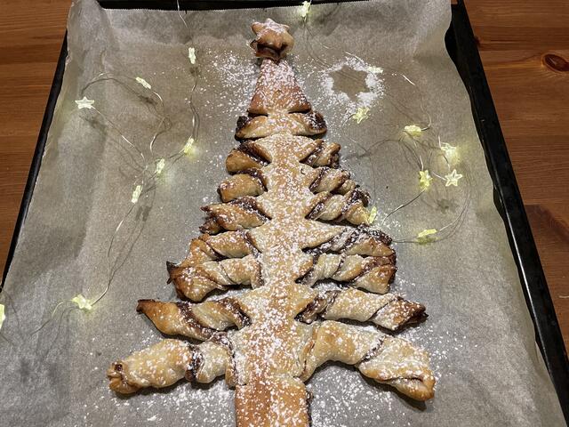 Fertig ist das "süße" Bäumchen! | Foto: Desiree Tinhof