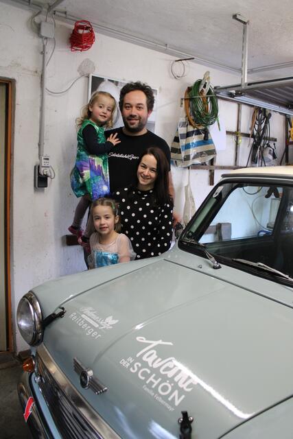 Familie Hauer mit Mini Lilly | Foto: Wolfinger
