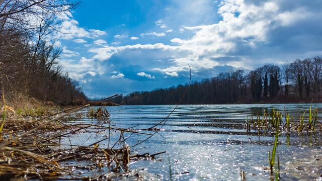 Eine typische Wettersituation in Enns: die Gewitterfront zieht nach Süden in Richtung Steyr, während Enns vom Gewitter verschont bleibt. 