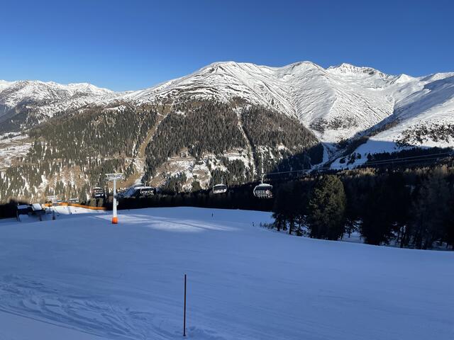 In die neue Goldseebahn wurden rund acht Millionen Euro investiert. Insgesamt steckte die Nauderer Bergbahnen AG rund elf Millionen Euro in neue Winter- und Sommerangebote. | Foto: Schwarz