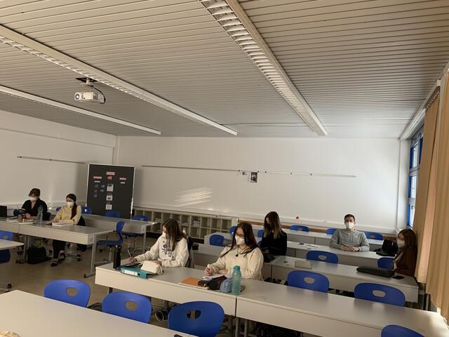 Ein Großteil der Schüler im Bezirk Oberwart ist nach wie vor im Präsenzunterricht. | Foto: Janina Berger