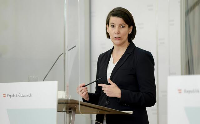 Chief Medical Officer Katharina Reich von der gesamtstaatlichen Covid-Krisenkoordination (GECKO). | Foto: BKA/Andy Wenzel