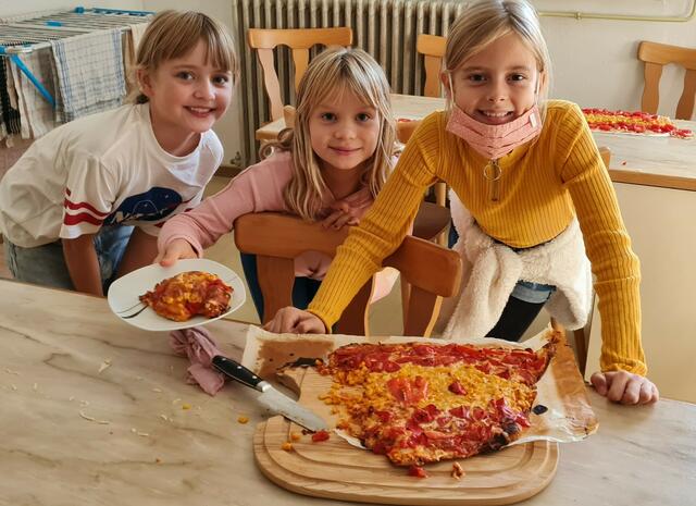 Großer Spaß mit der Pizza | Foto: Volksschule Oberwart