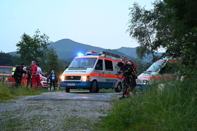 Dramatischer Sucheinsatz in Bischofshofen  | Foto: Wasserrettung