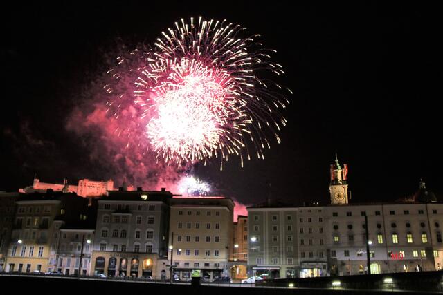 Silvesterfeuerwerk, Stadt Salzburg, Jahreswechsel 2021/ 2022