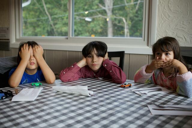 Für Kinder und Jugendliche ist die Corona-Pandemie besonders belastend. Das Rote Kreuz bietet Unterstützung zur Erkennung von psychischen Problemen.