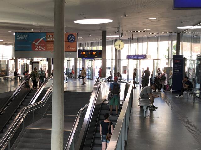 Bahnhof Wiener Neustadt - wieder ein Gewalt-Hotspot. | Foto: Zezula