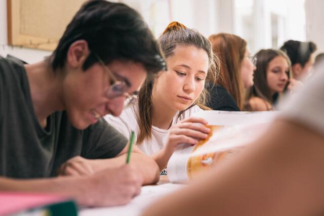 Die Schüler kommen vor allem aus den Bezirken Landeck, Imst, Reutte und aus Vorarlberg.
