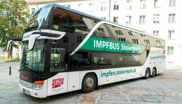 Der Impfbus macht am 8. Jänner in Fehring Station.  | Foto: Robert Frankl