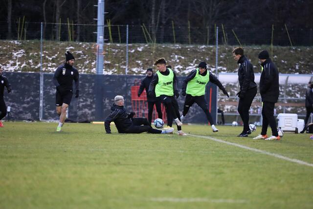 Neue Frisur: Dario Maresic (l.) nützte die Winterpause für ein Style-Update.