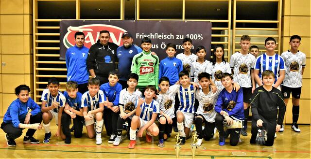 Veranstalter FC Kufstein (Sieger) und Finalist FC Veldidena. | Foto: Schwaighofer