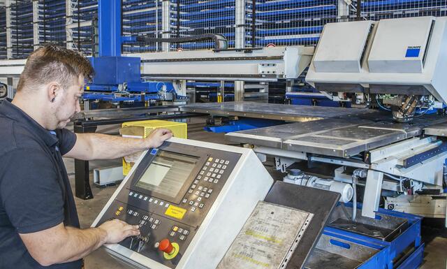 Zahlreiche Aufträge von Neukunden und Stammkunden sorgen für Hochbetrieb bei den Metallprofis von system7 metal technology.